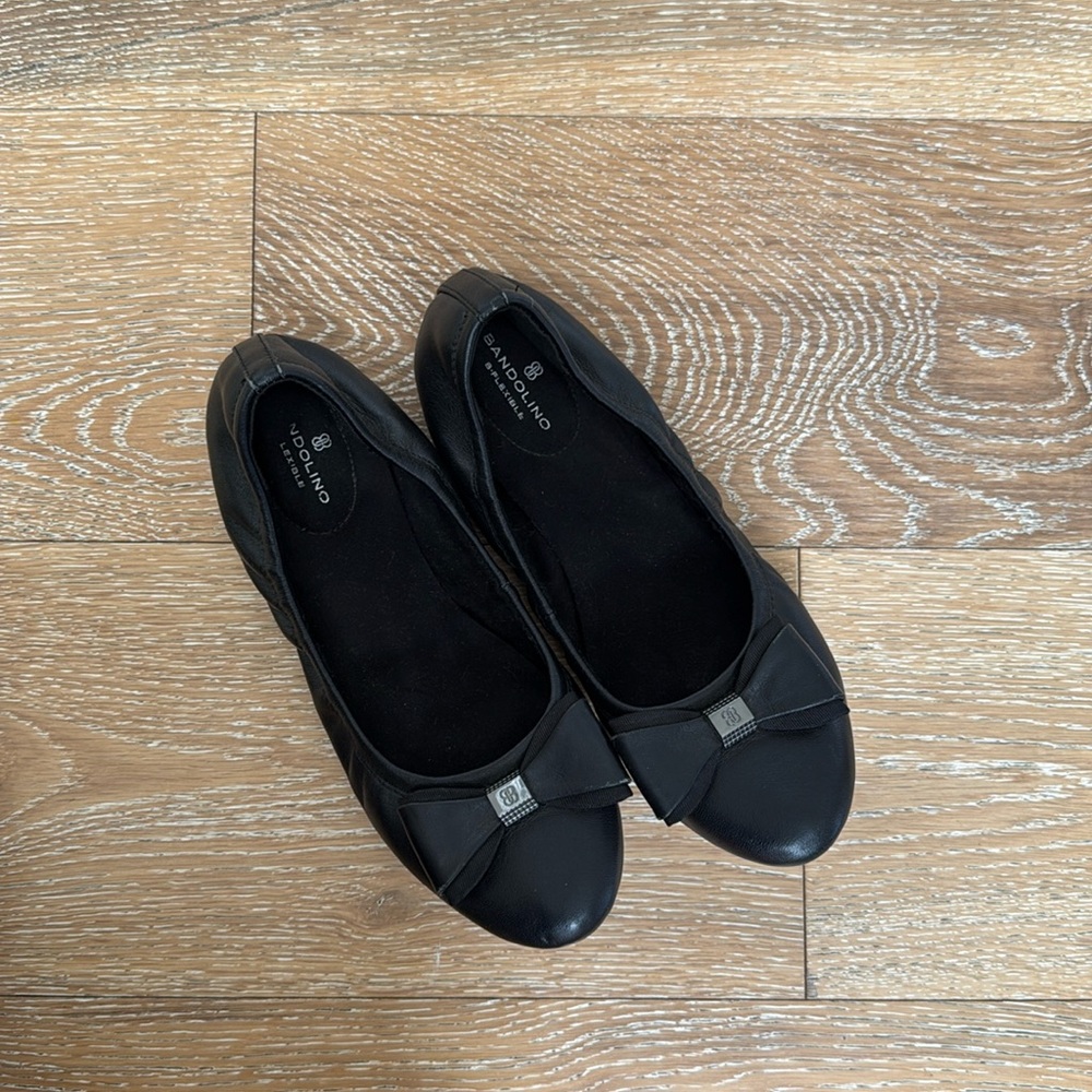 Black Bow Ballet Flats - Size 6 - Great Condition